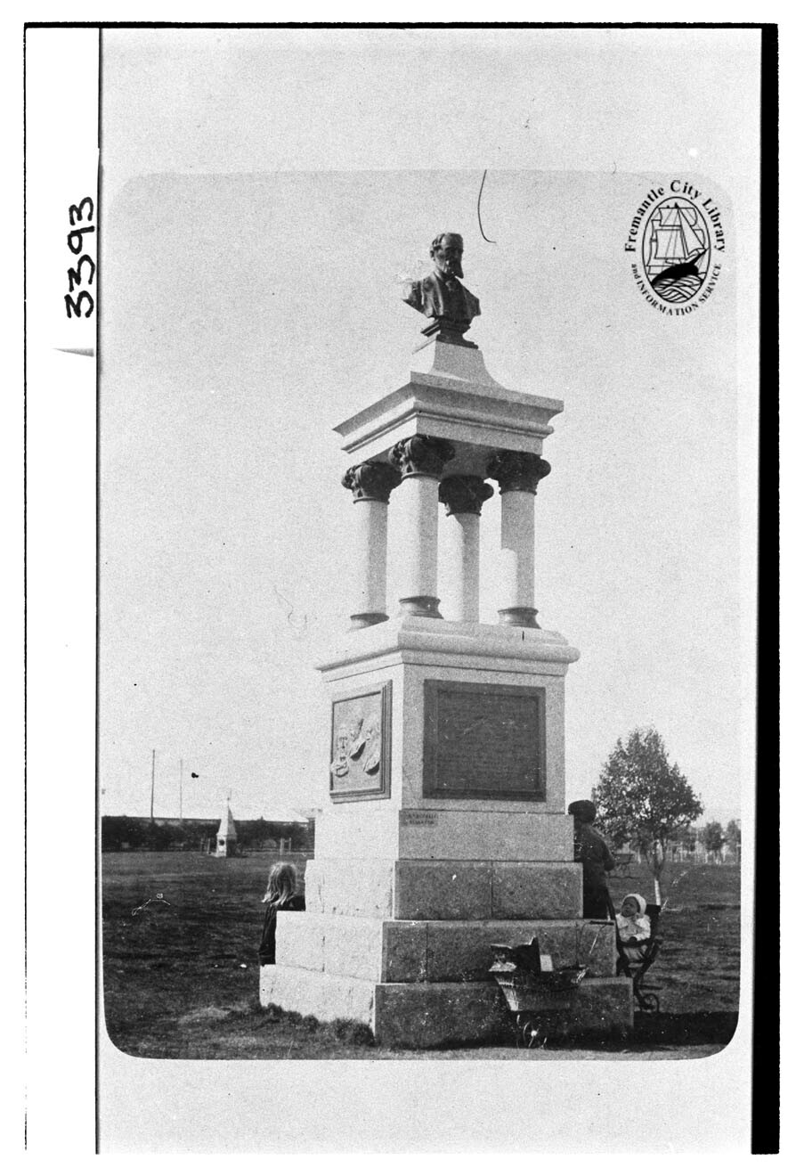 Maitland Brown Memorial