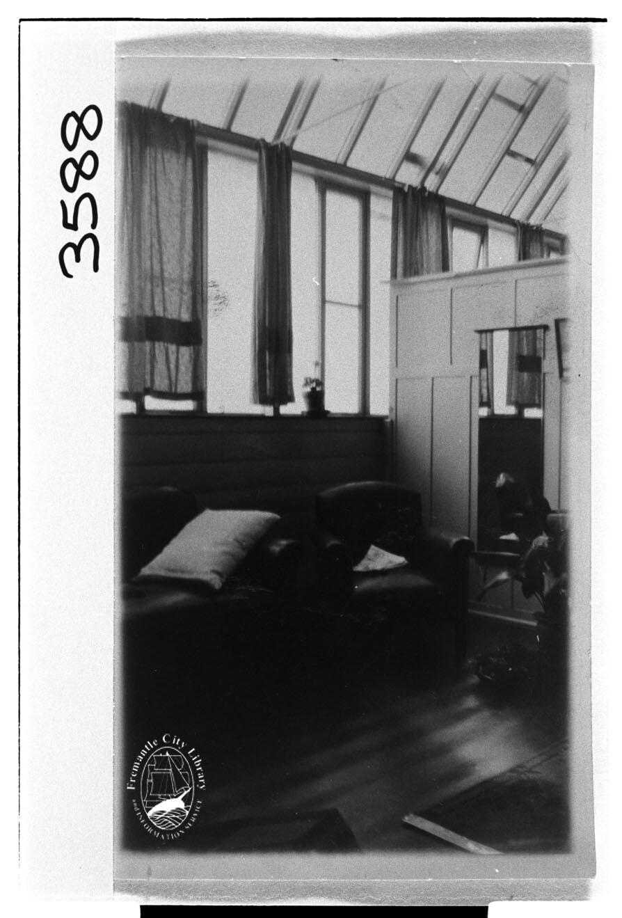 Interior of the Wenda Hairdressing Salon