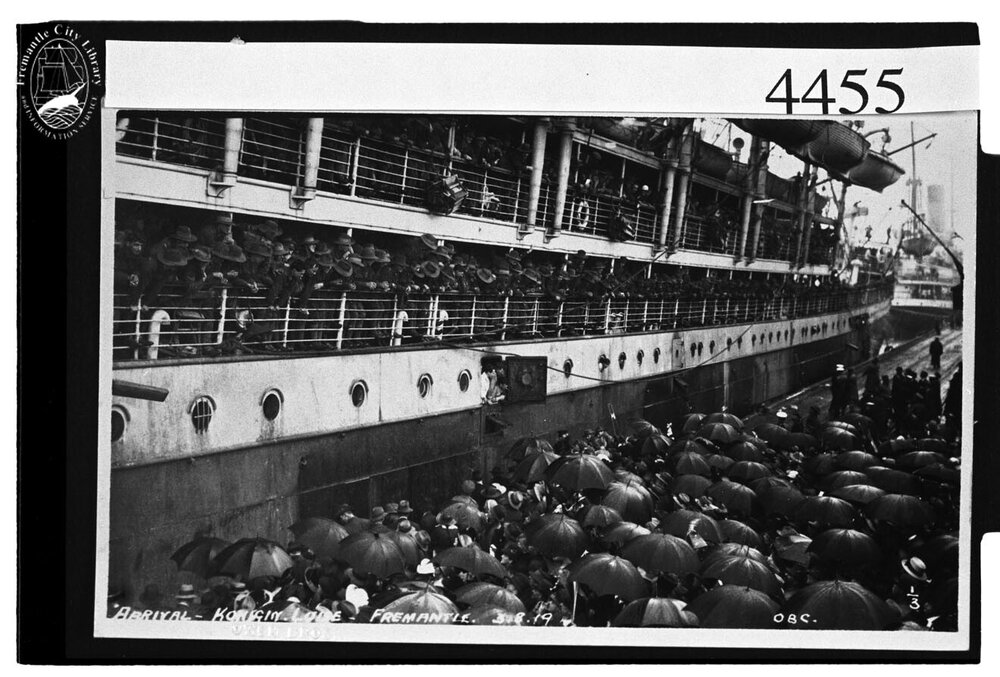 Arrival of the Konigin Luise