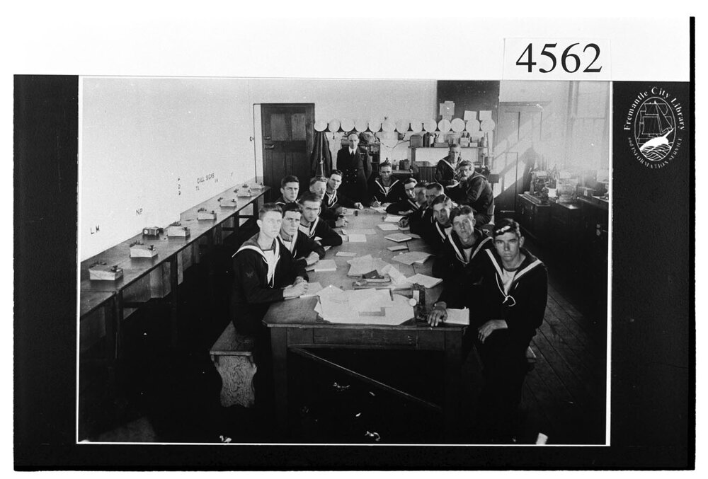 An RANR Morse Code training class