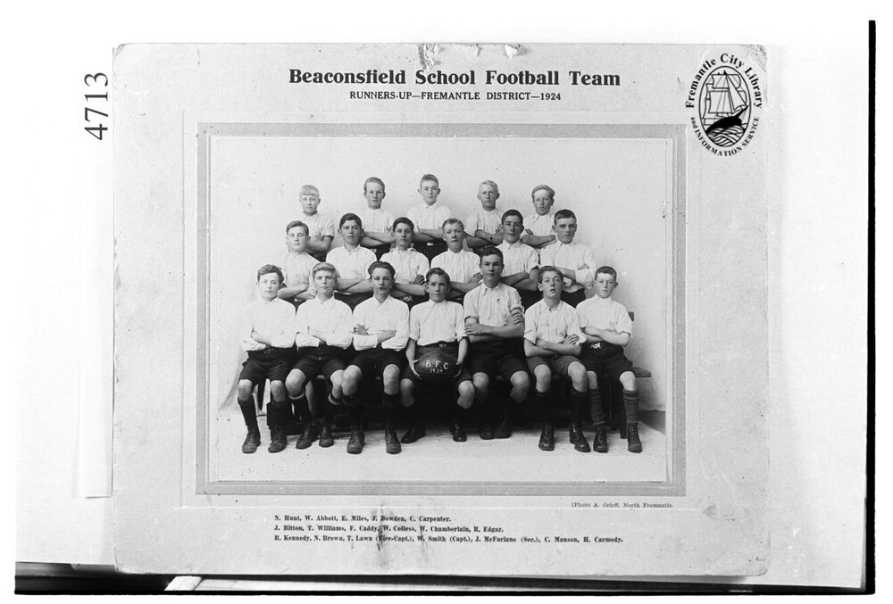 Beaconsfield School Football Team
