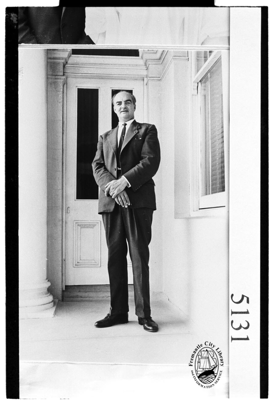 Evan Davies Civic Library, 13 South Terrace