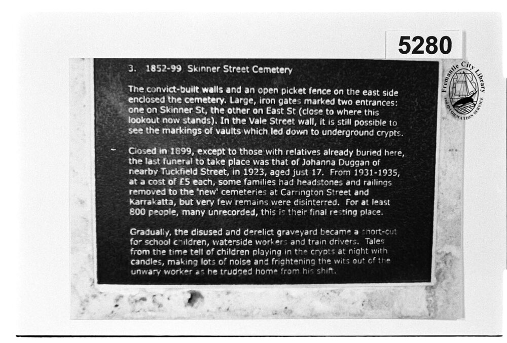 Eastern Gates Lookout, East Street