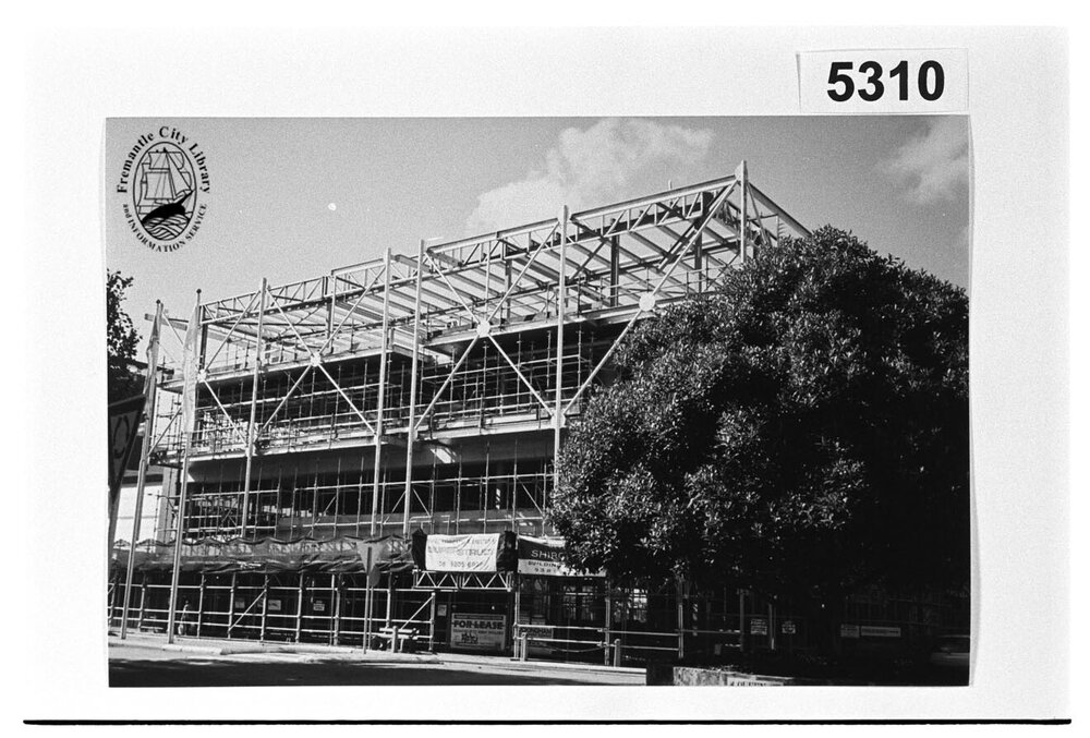 Construction of commercial building, Queen Street