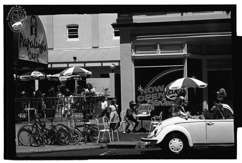 Papa Luigis Cafe, 33 South Tce