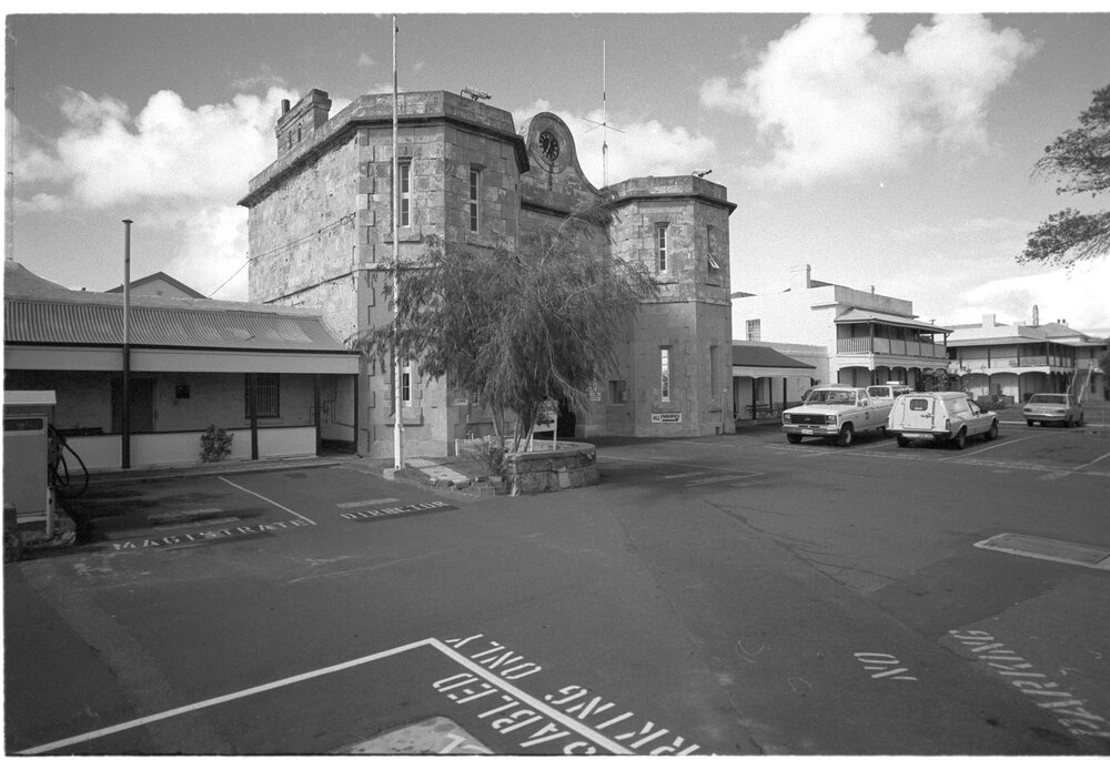 12 The Terrace and The Gateway.
