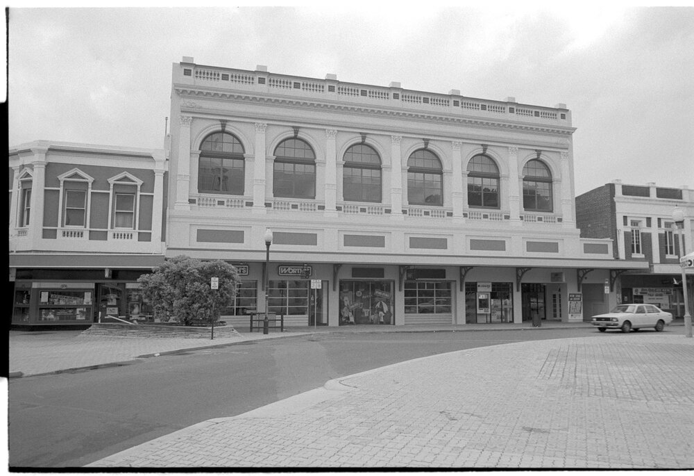 Commercial Building at 4-16 Adelaide Street
