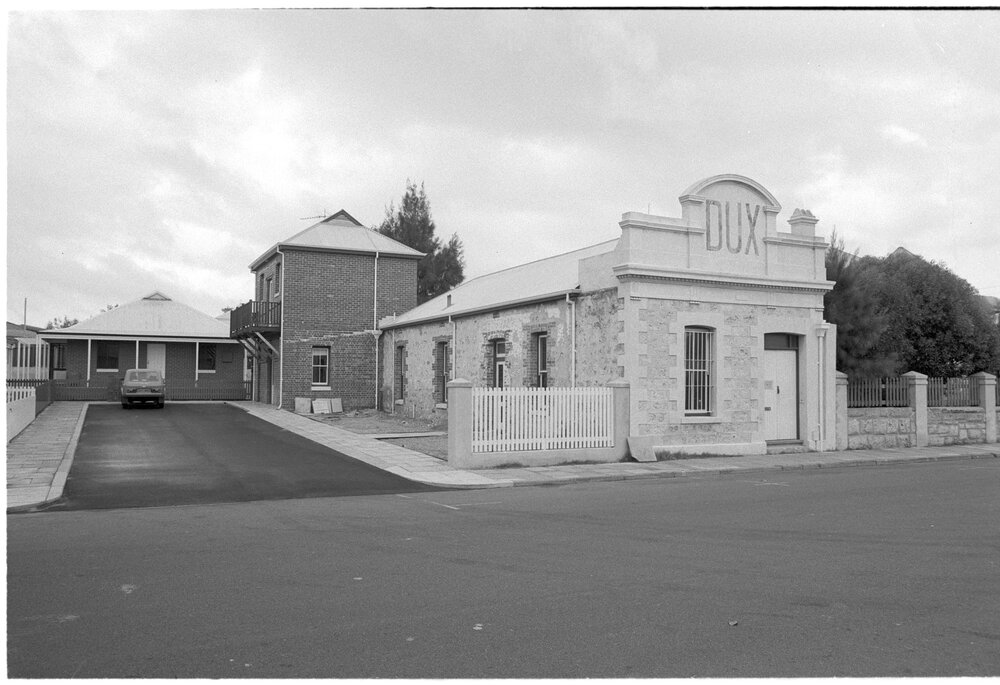Dux Building at 25 Quarry Street