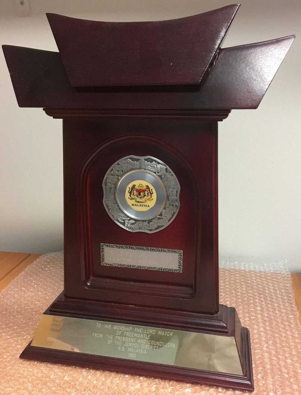 Sister City Plaque/Statue - Jempol District Malaysia