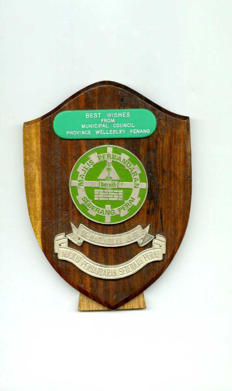 Sister City - Seberang Perai plaque