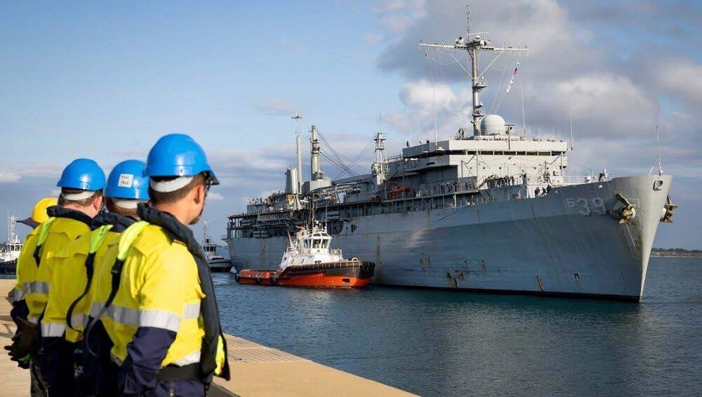 USS Emory S Land
