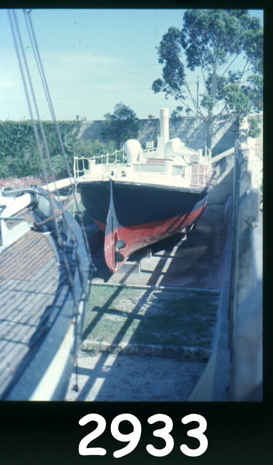 Lady Forrest in grounds of Fremantle Arts Centre.