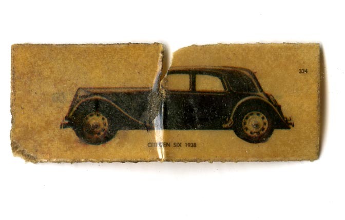 item 11 - Citroen six 1938 - sticker