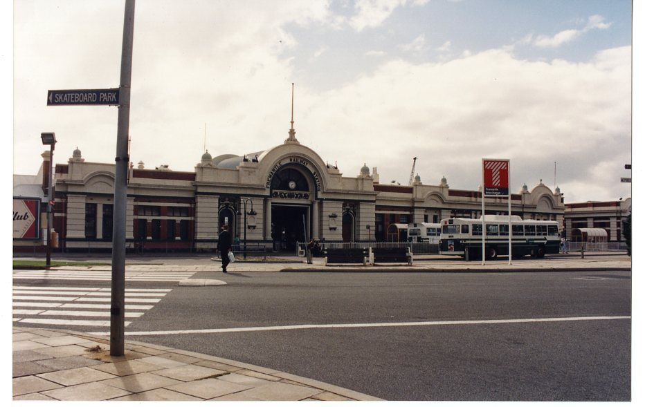 Fremantle Railway Station - 17-05-1991