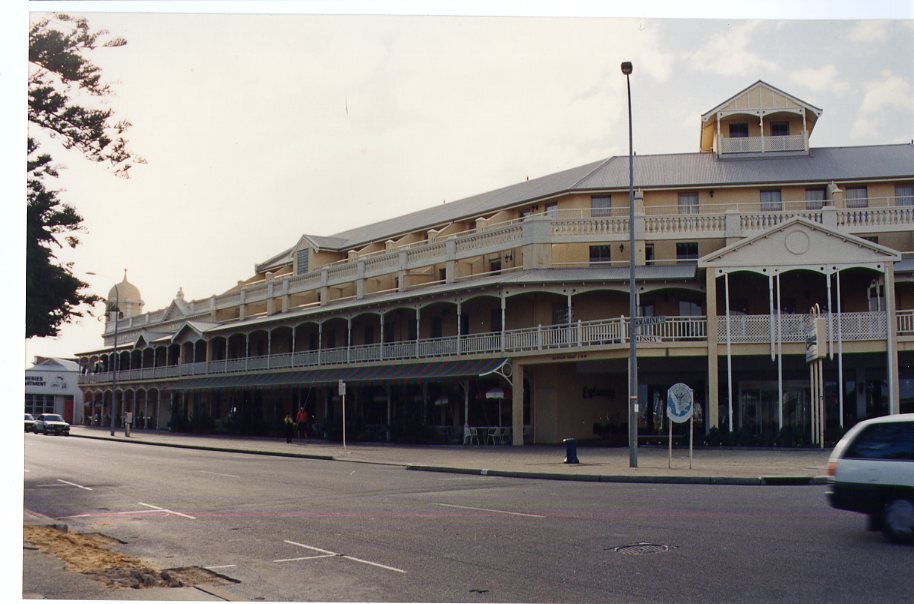 Esplanade Hotel - 17-05-1991