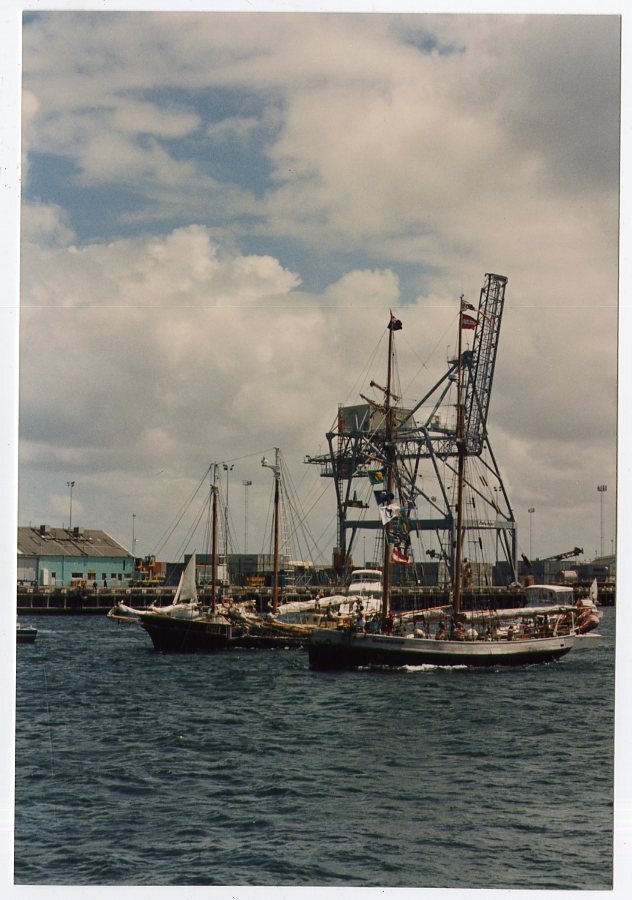 Departure of the re-enactment fleet for the 200th Anniversary of arrival of the First Fleet in 1788.