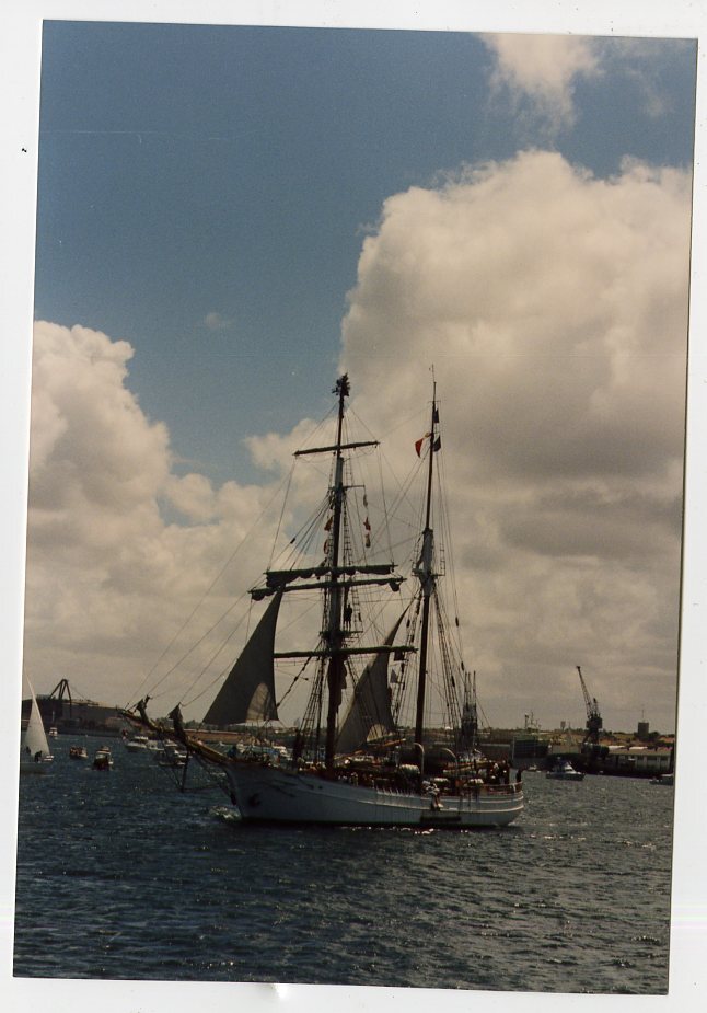 Departure of the re-enactment fleet for the 200th Anniversary of arrival of the First Fleet in 1788.