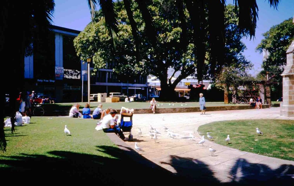 Lunchtime St Johns Square, October 1985