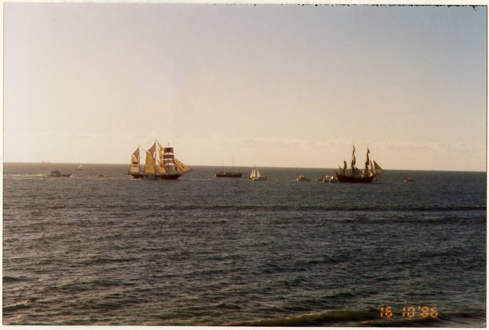 Endeavour Replica, leaving for England escorted by Leeuwin etc, 16 October 1996
