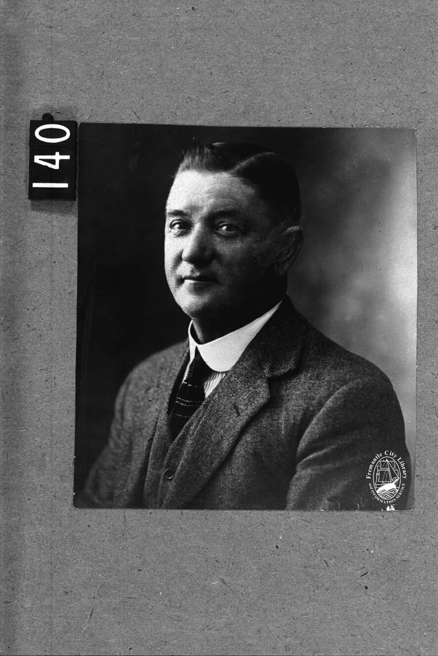 Cr. A. Turton (J.P.)