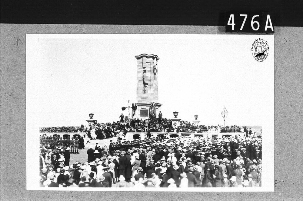 Unveiling of Fremantle War Memorial