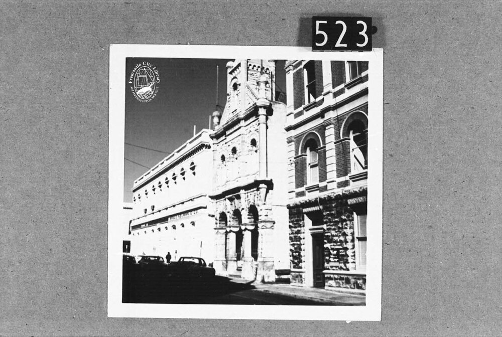 No 5 Mouat Street. Erected 1902