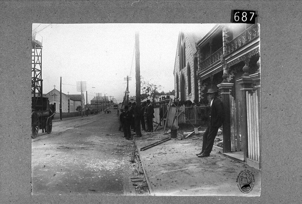 Fremantle Municipal Tramways mishap