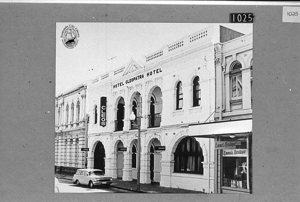 Cleopatra Hotel, 24 High Street