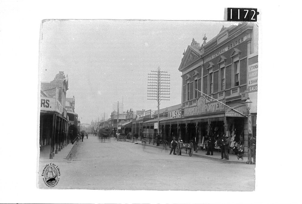High Street looking West to the Round House