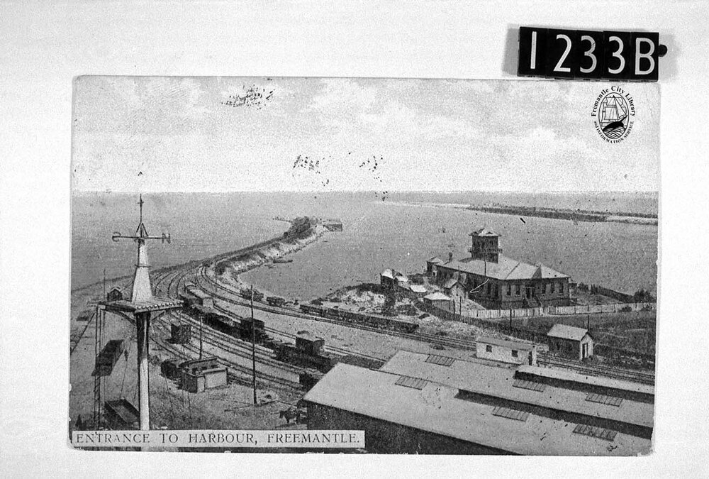 Entrance to the Harbour