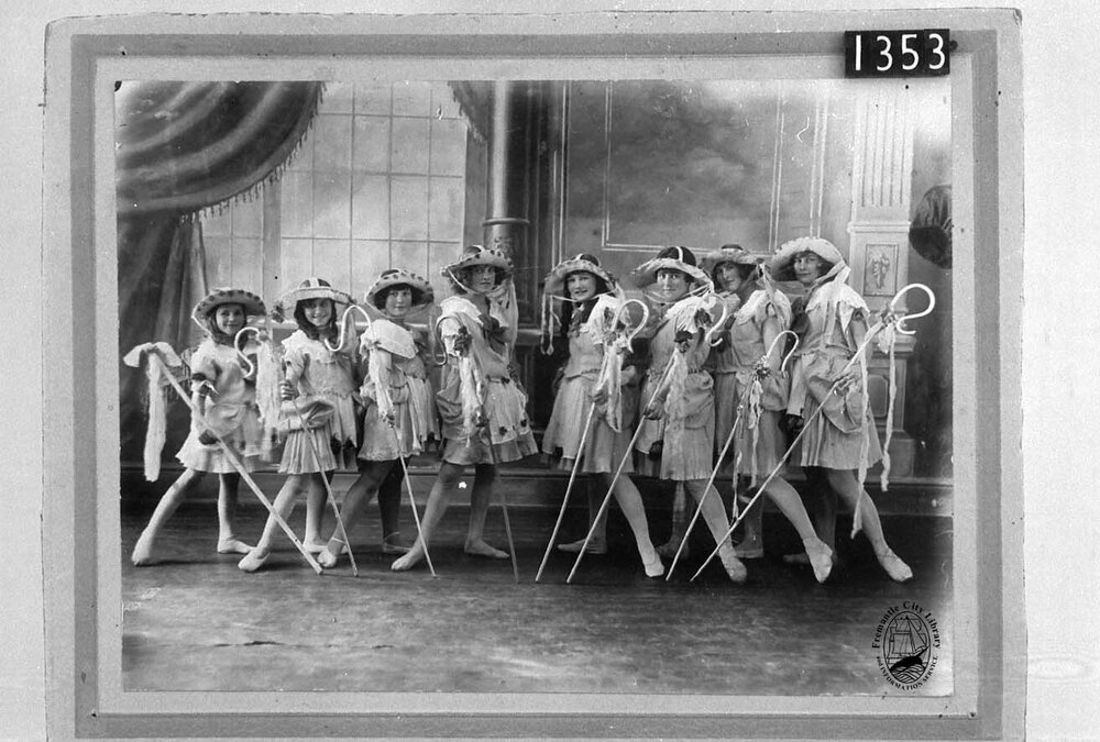 Girls dressed as shepherdesses
