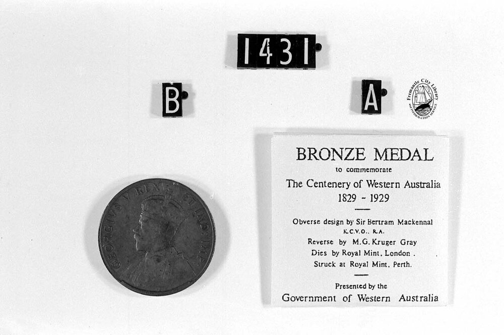 Bronze medal commemorating the Centenery of Western Australia