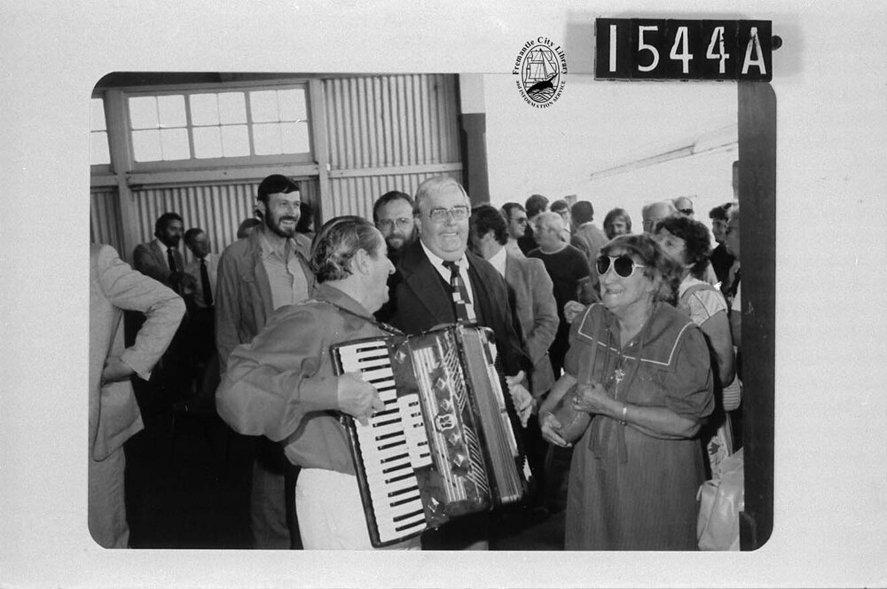 Re-opening of the Fremantle to Perth passenger train