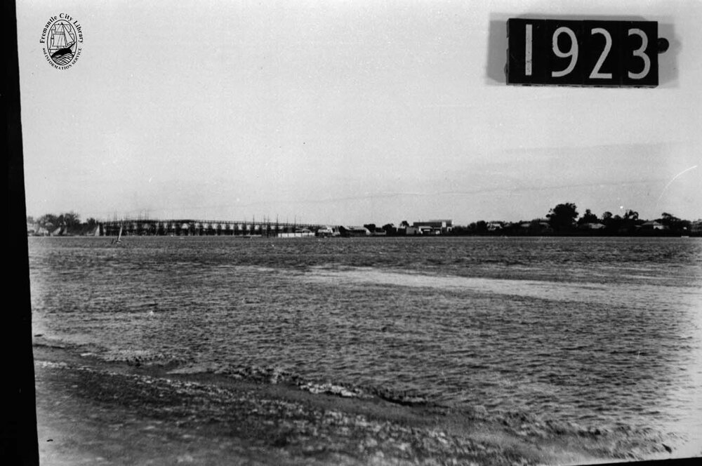 Old Fremantle traffic bridge