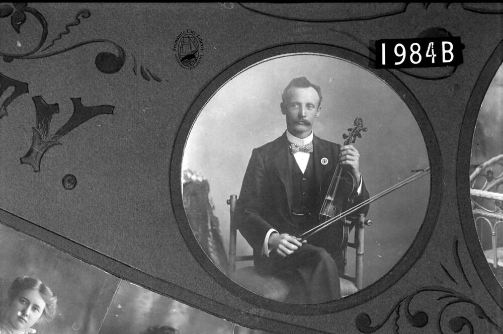 Violin player