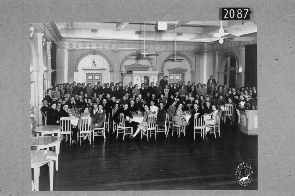 Staff of Spicers and Detmolds