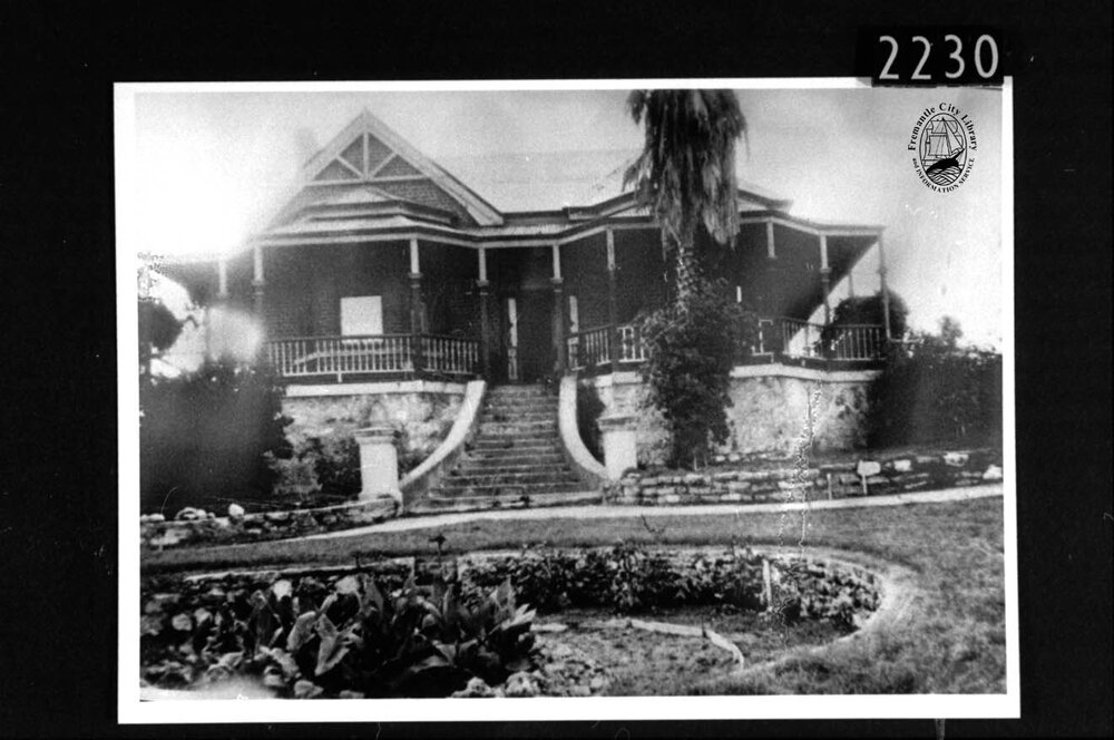 Fairholme, John Street