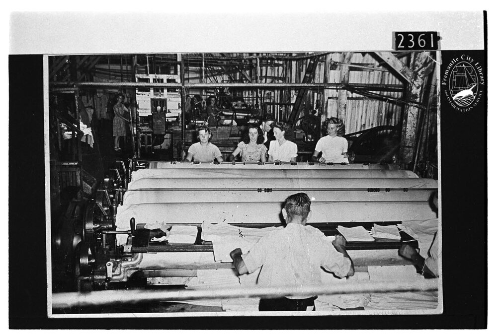 Fremantle Steam Laundry : folding machine