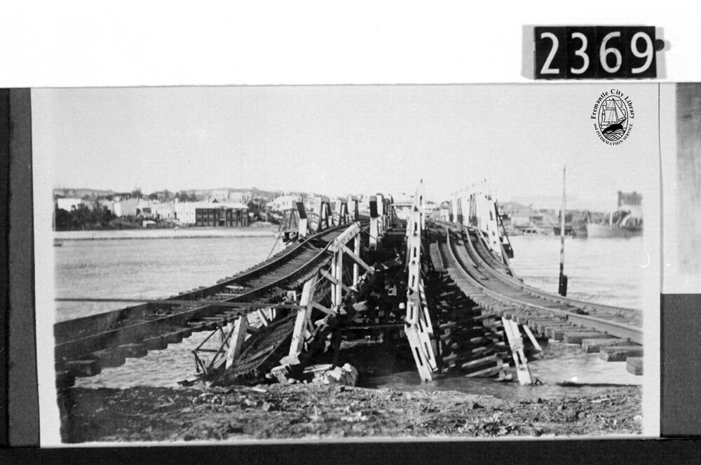 Collapse of the railway bridge