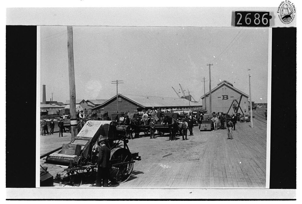Wharf side scene near Cliff Street