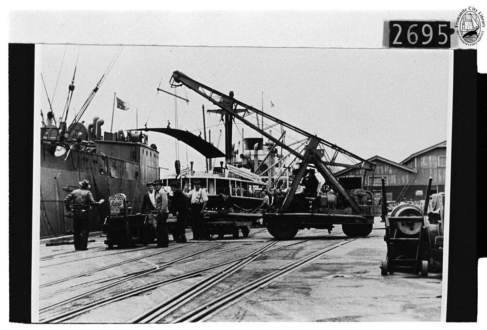 Mechanised equipment on the wharf