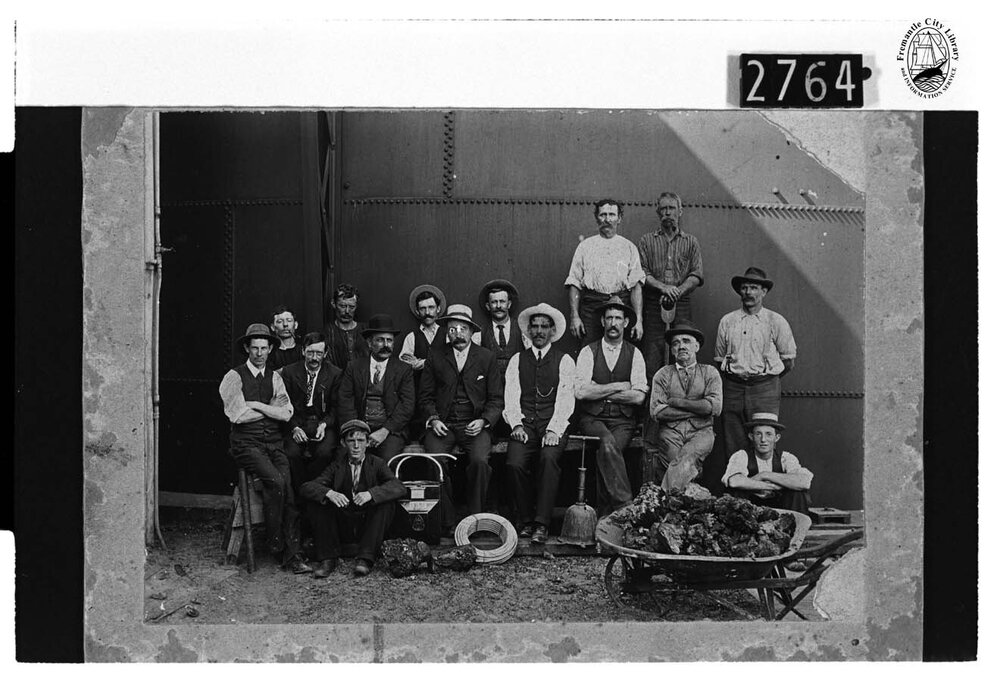 Employees and staff of Fremantle Gas