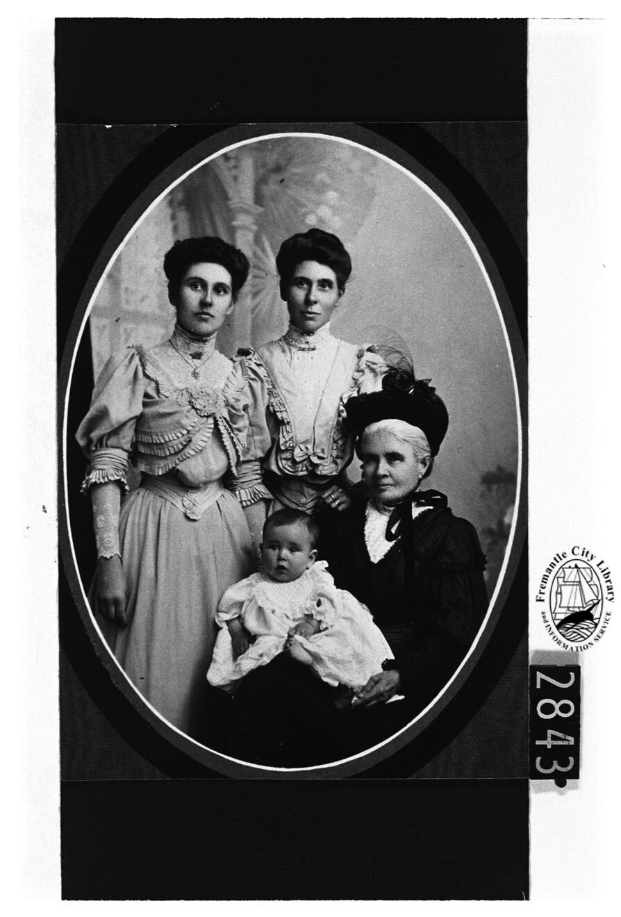Members of the Letchford, Keen and Hunt families