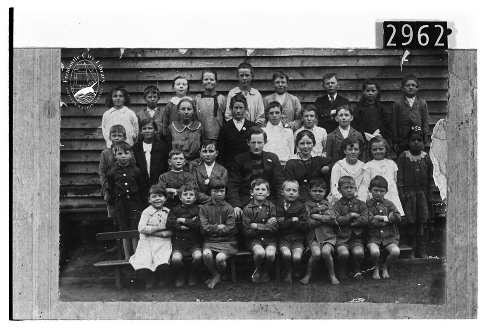 White Gum Valley School