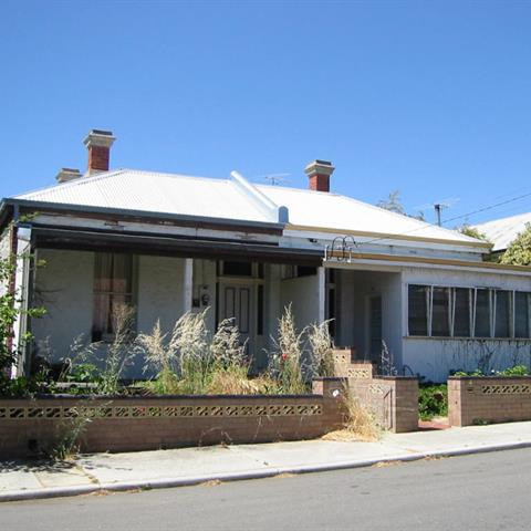 DUPLEX, 2 AGNES STREET, BEACONSFIELD WA 6162