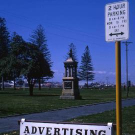 The Esplanade Reserve showing the Maitland Brown Memorial