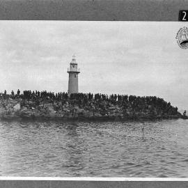 A last glimpse of Fremantle for the Duke and Duchess of York from South Mole