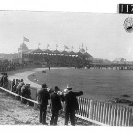 Cycling event on Fremantle Oval