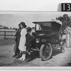 Bill, Molly and Charlie Hickey at the back of Dalkeith House