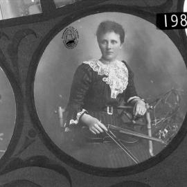 Female violin player